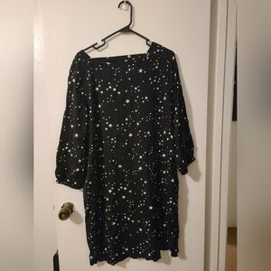 GAP L black shift long sleeved dress
